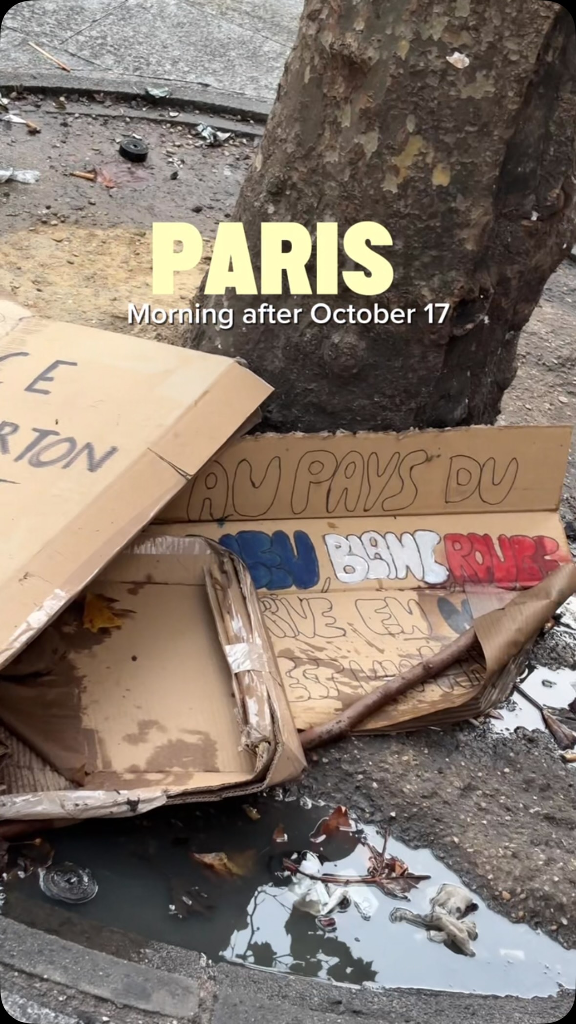 The morning after: Place de la République, October 18
